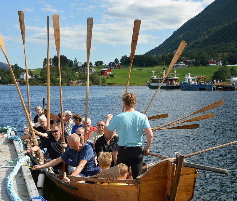 Bacalaofest E Hjelmkonnå Fjorddag