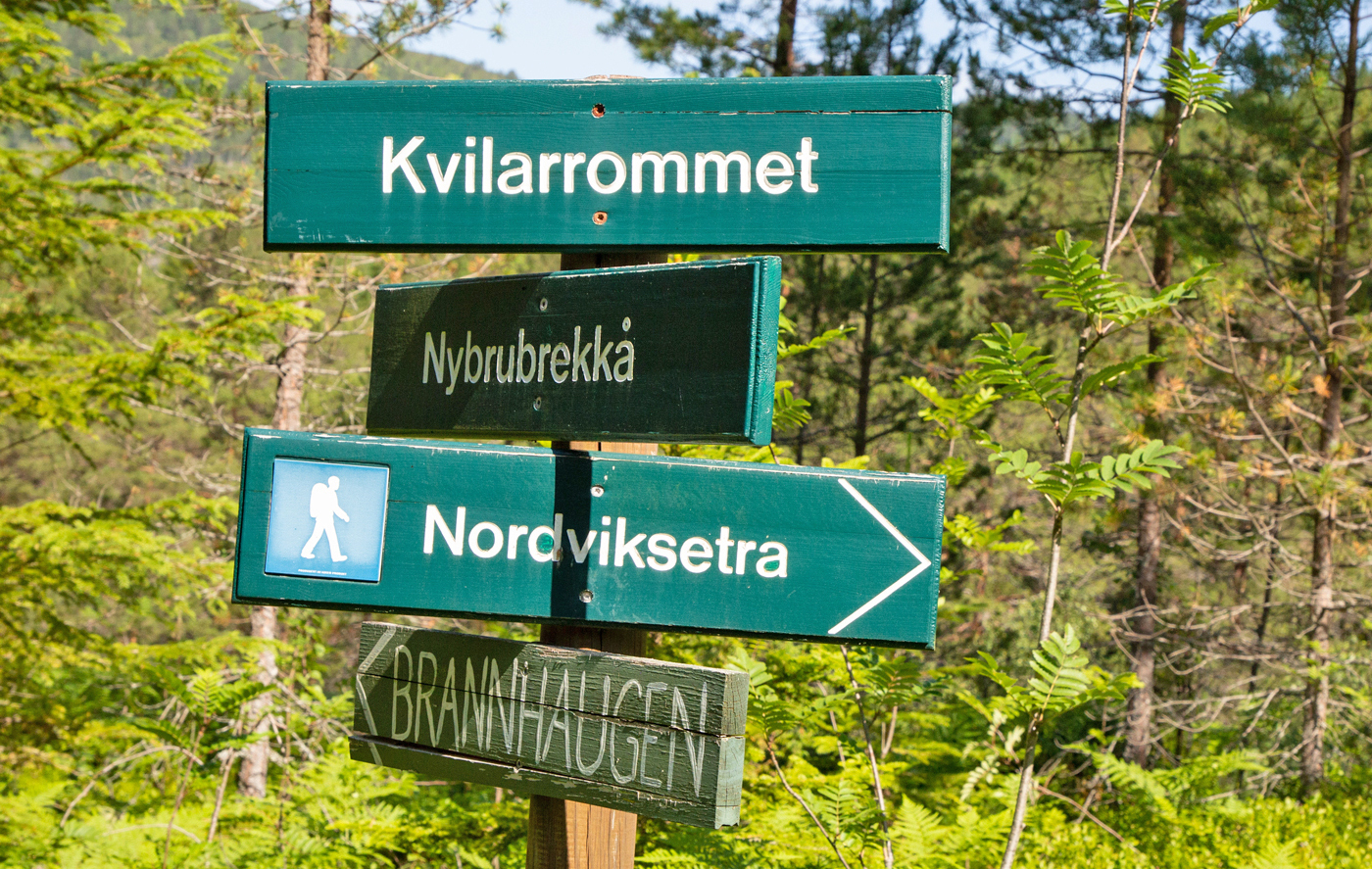 NordvikdSkiltstangjpg.jpg