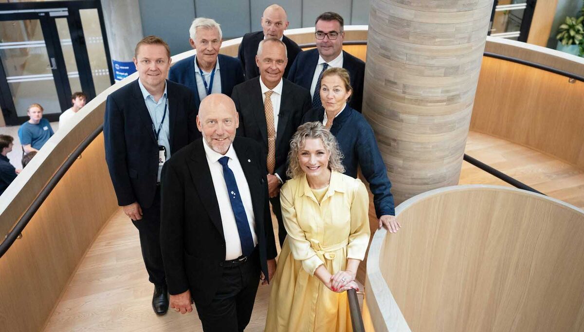 ÅPNING Digitaliserings- og forvaltningsminister Karianne Tung åpnet Professor Mørchs hus sammen med blant andre Statsbyggs nye direktør Øystein Børmer, rektor Tor Grande ved NTNU og konsernsjef Alexandra Bech Gjørv i SINTEF.