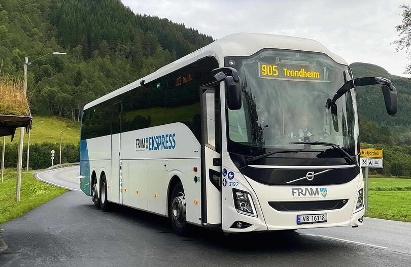 Tema BUSS A Still going100 år