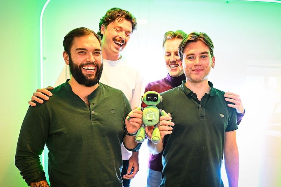 ‍F.V.: Simon Leirvik, Magnus Vindenes, Joakim Nygård Hagesæter og Herman Andreas Linnestad. Foto: Energy Control
