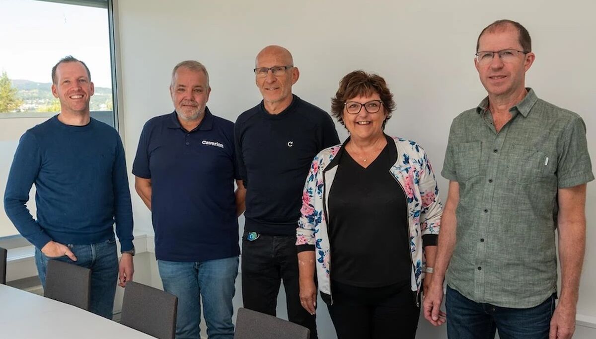 Fra venstre: Erlend Mogård (prosjektleder Dørteknikk Midt-Norge), Odd Steinar Kanestrøm (regionsdirektør Assemblin Caverion Norge), Kåre Sletta (avdelingssjef Caverion Trondheim), Mariann Rødsjø (daglig leder Dørteknikk Midt-Norge) og Jens Aune (prosjektleder Dørteknikk Midt-Norge). Foto: Assemblin Caverion Norge