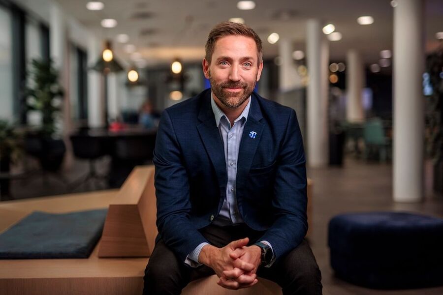 Med disse prosjektene kan vi tilby nye, innflyttingsklare boliger raskt, samtidig som vi skaper aktivitet for lokale aktører, sier Thomas Børnich, konserndirektør for boligutvikling i Skanska. Foto: Skanska