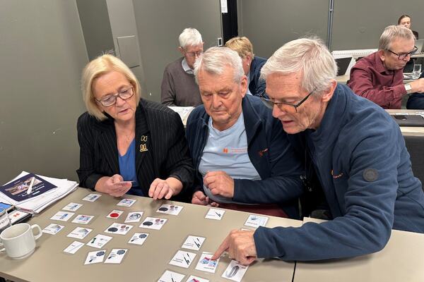 DEN STORE TESTEN. Hvilket renseutstyr skal brukes til hvilke apparater? Jorunn Fredheim, Tor Magne Andreassen og Odd Almendingen diskuterer. DEN STORE TESTEN. Hvilket renseutstyr skal brukes til hvilke apparater? Jorunn Fredheim, Tor Magne Andreassen og Odd Almendingen diskuterer.