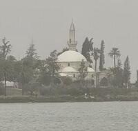 Lost in white - Finding Hala Sultan Tekke, Laranca in Cyprus