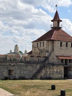 Bendery Fortress, Transnistria, history and imposing walls.